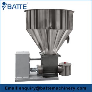 Volumetric screw plastics feeding machine